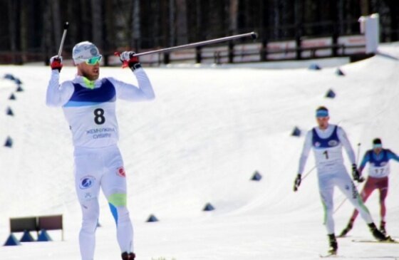 Олимпийский чемпион Евгений Дементьев – чемпион России в скиатлоне, Сергей Устюгов – второй